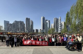 燕達(dá)長輩踏青出游，共赴一場春的盛宴！